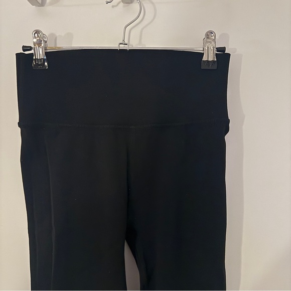 Fabletics SculptKnit Black Leggings - Picture 2 of 3